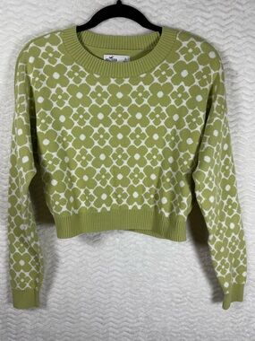 Hollister Olive & White Floral Jacquard Crewneck Sweater. 🔥🔥😎🤩